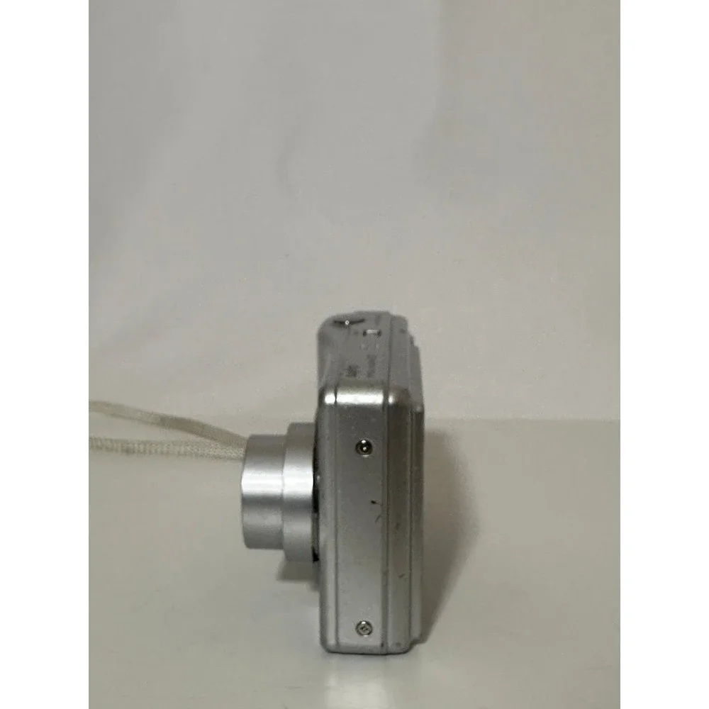 Samsung Digimax 430 digital camera For Parts Only